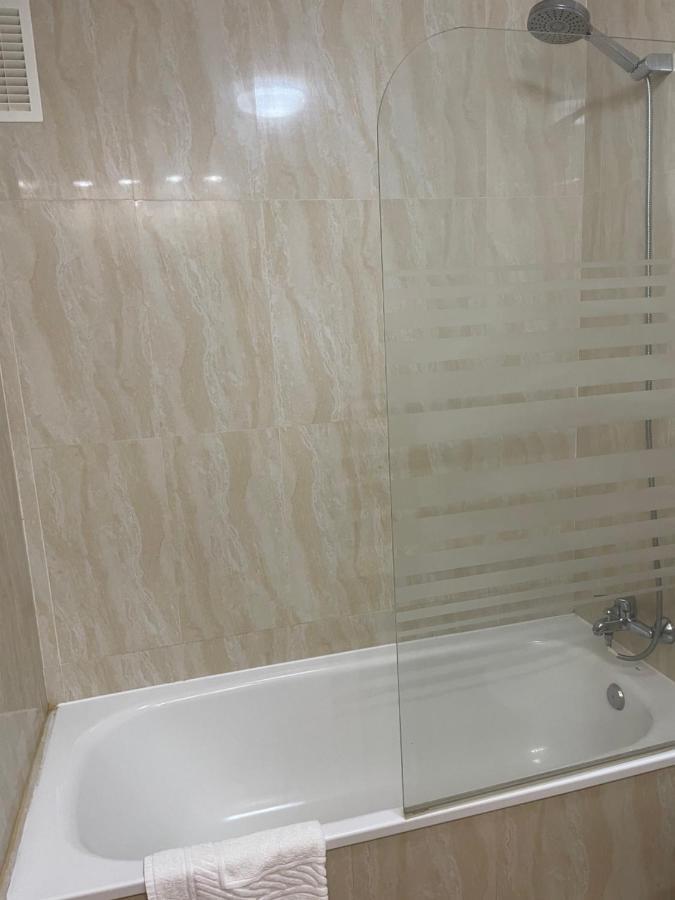 Residencial Duquesa Lejlighed San Luis de Sabinillas Eksteriør billede
